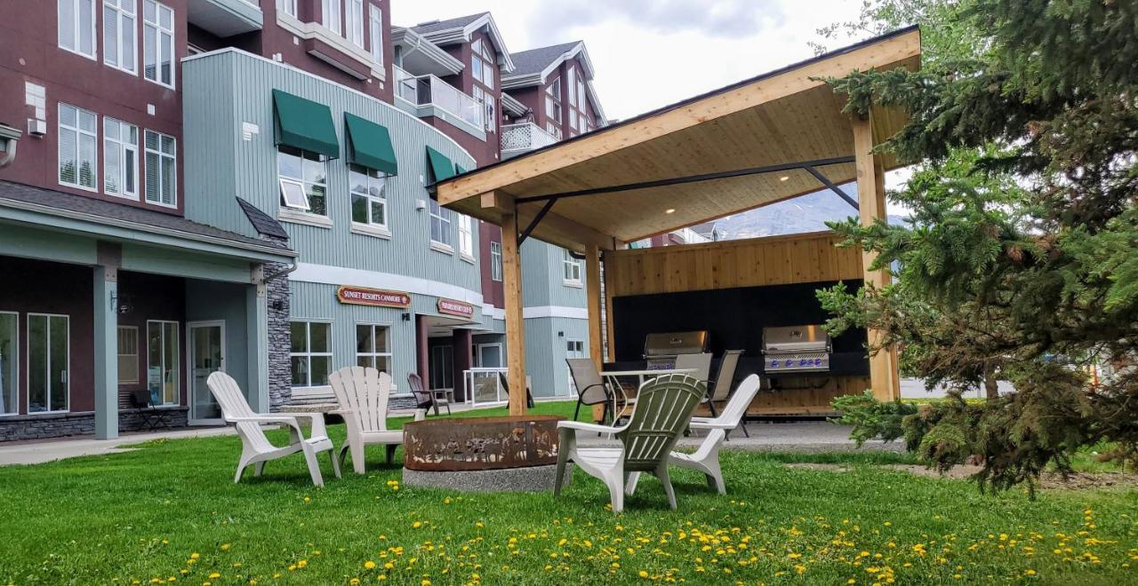 Sunset Mountain Inn Canmore Exterior photo